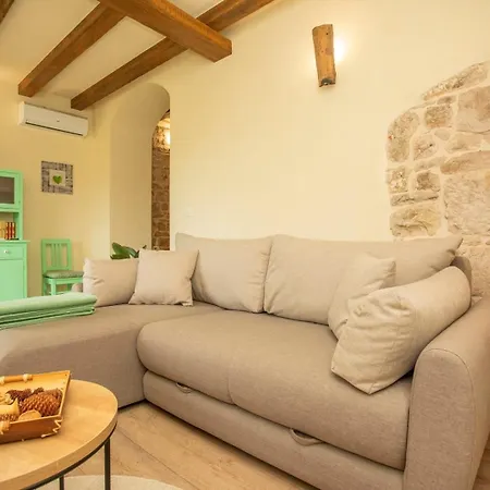 Milka Labin (Istria)